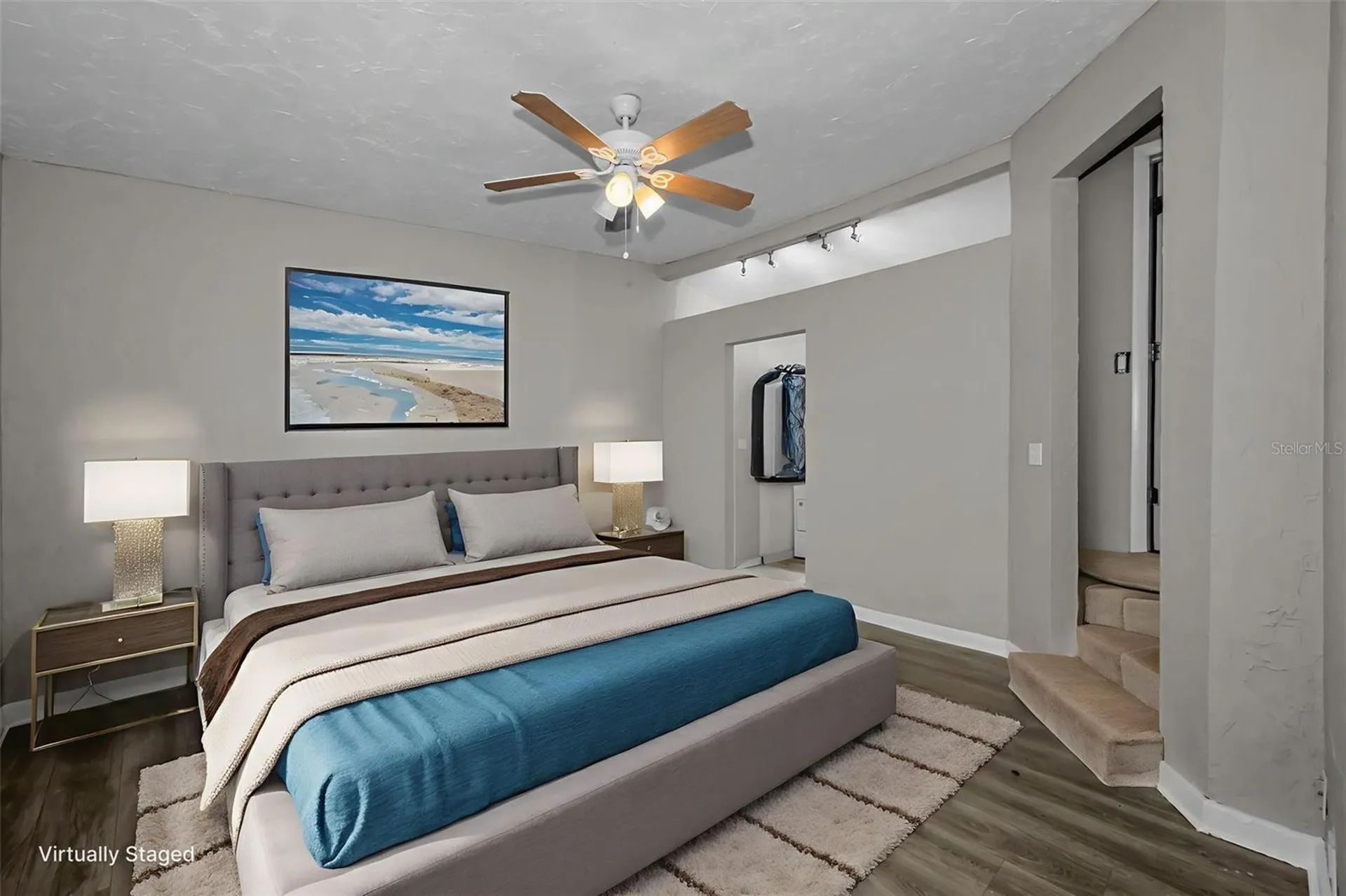 1122 E Oakwood Street Tarpon Springs FL 34689