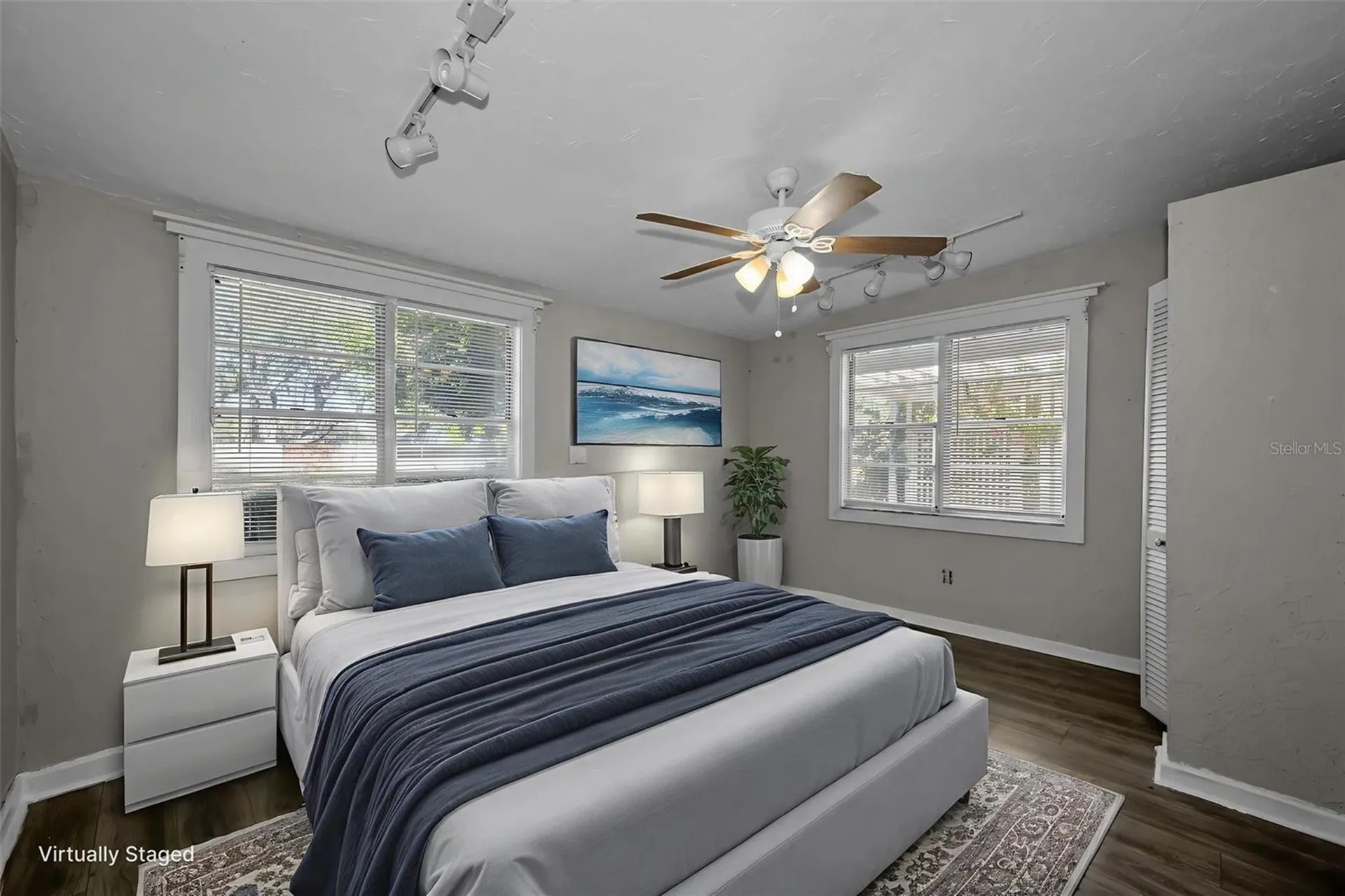 1122 E Oakwood Street Tarpon Springs FL 34689