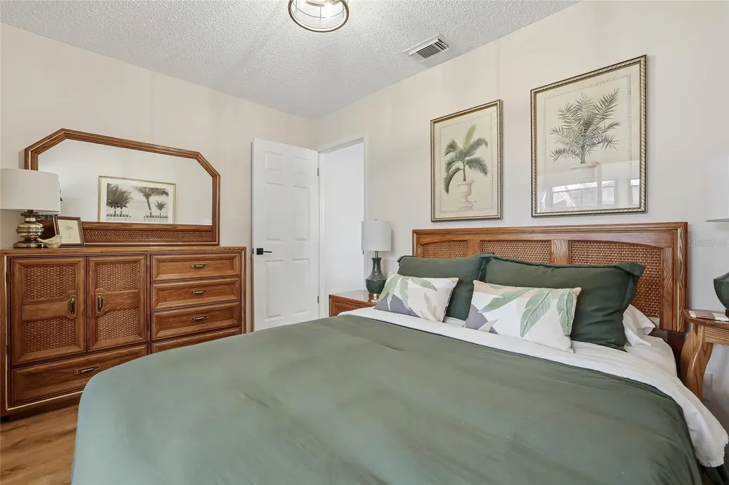37821 Alissa Drive Zephyrhills FL 33542