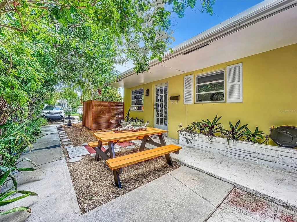 1478 NE 34th Court Fort Lauderdale FL 33334