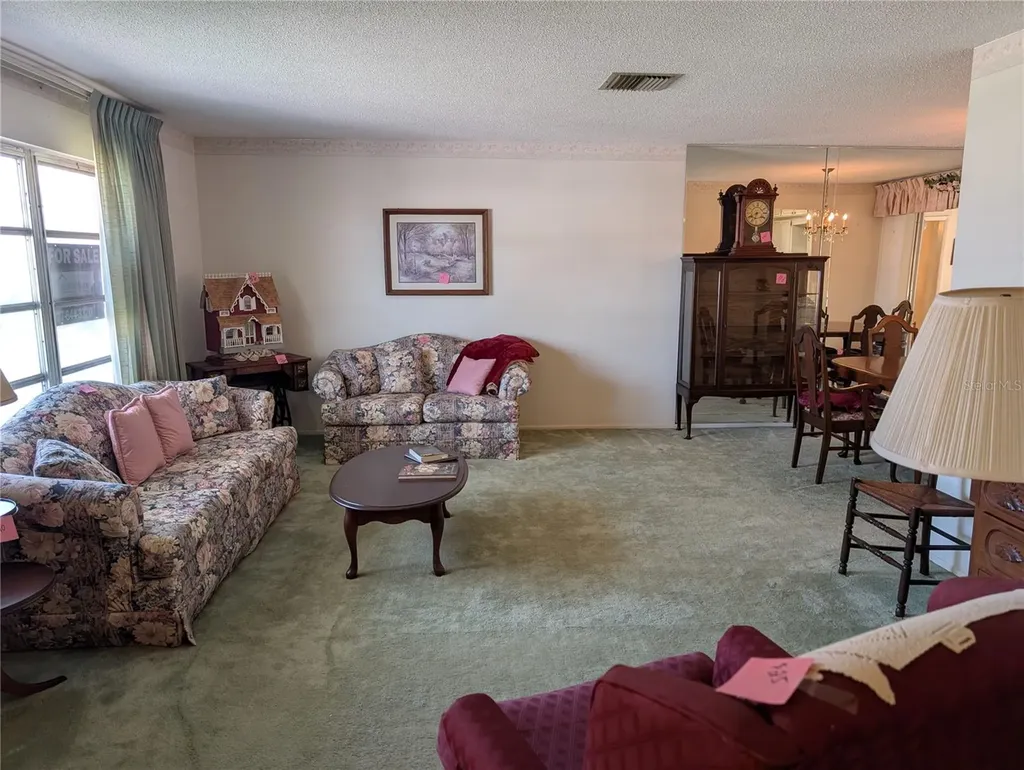 9946 39th Way N Pinellas Park FL 33782