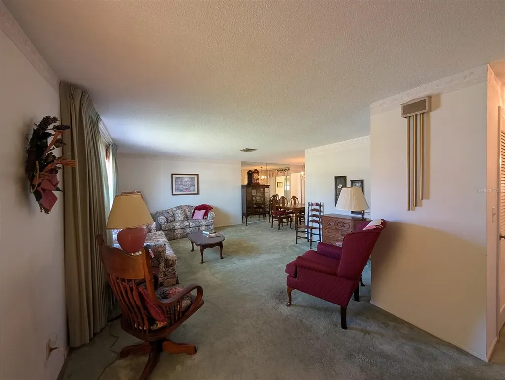 9946 39th Way N Pinellas Park FL 33782