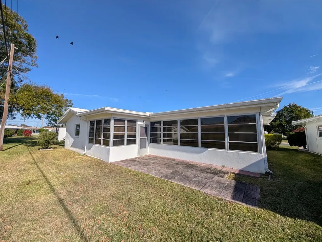 9946 39th Way N Pinellas Park FL 33782