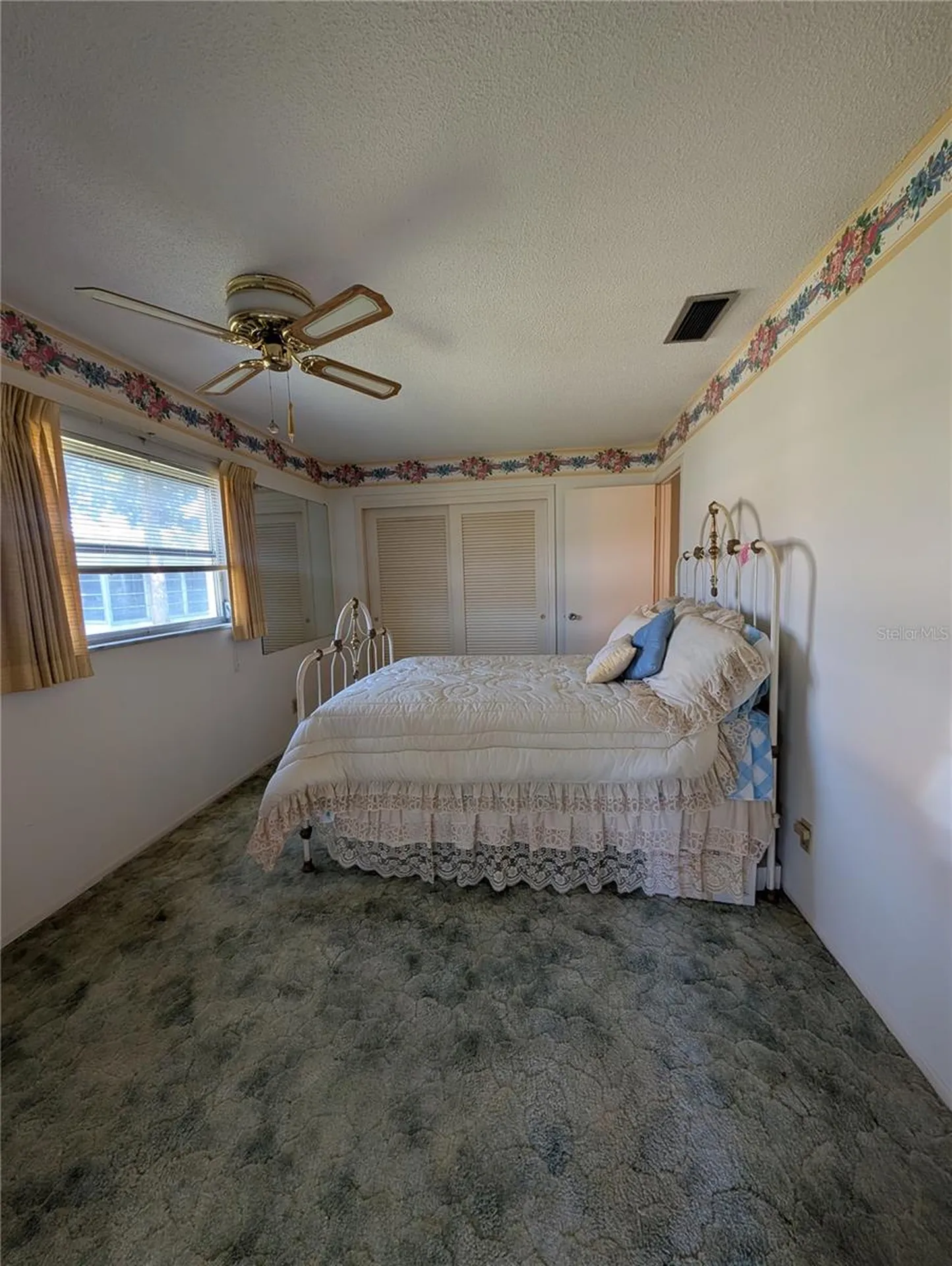 9946 39th Way N Pinellas Park FL 33782