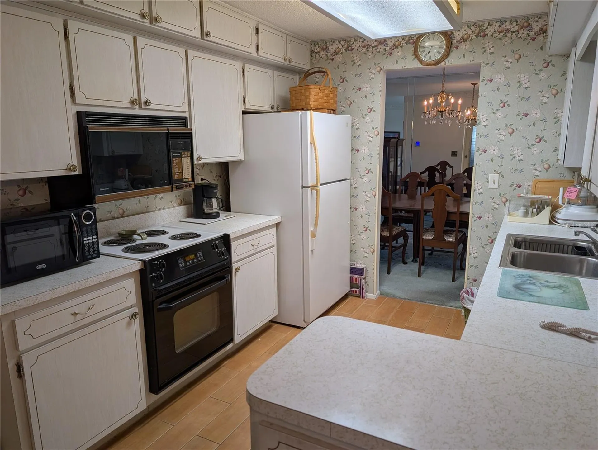 9946 39th Way N Pinellas Park FL 33782