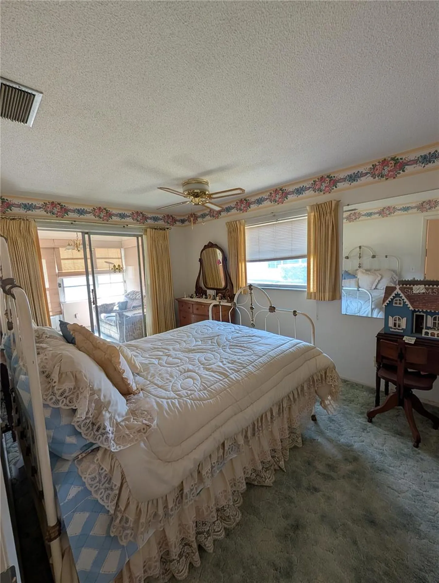 9946 39th Way N Pinellas Park FL 33782