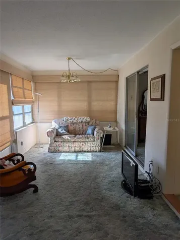 9946 39th Way N Pinellas Park FL 33782