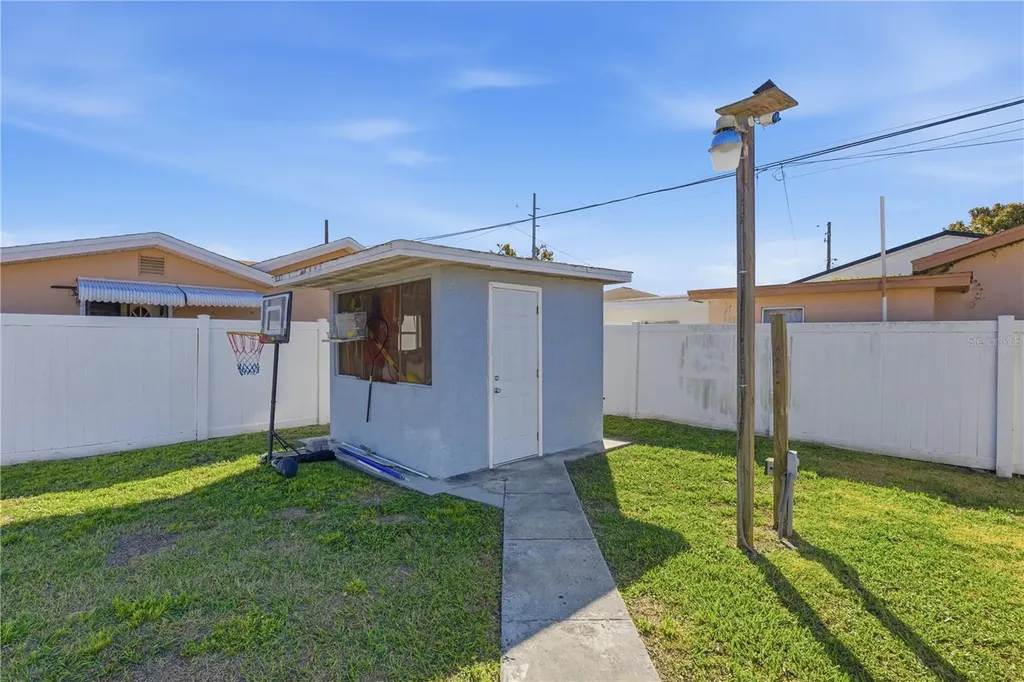 3214 W Abdella Street Tampa FL 33607