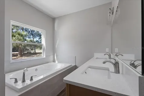 11171 NW 73rd Court Chiefland FL 32626