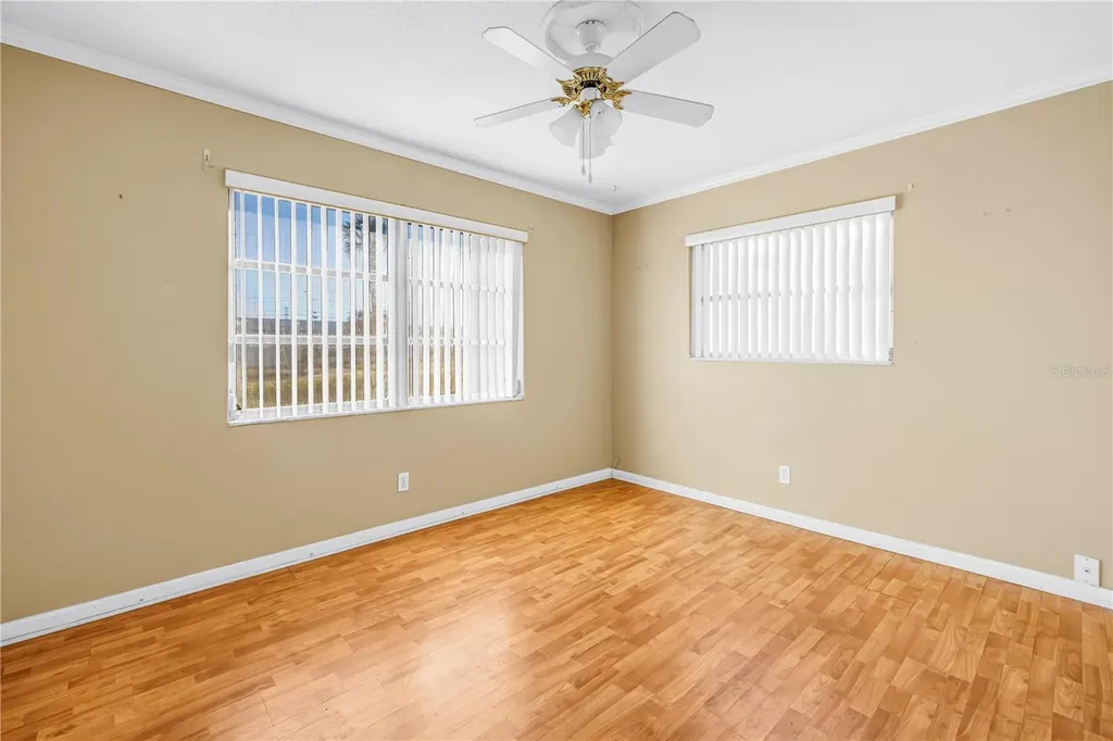 9840 Mainlands Boulevard W Pinellas Park FL 33782