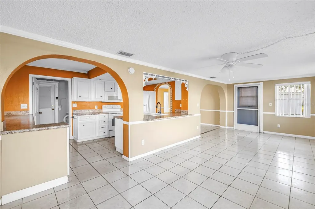 9840 Mainlands Boulevard W Pinellas Park FL 33782