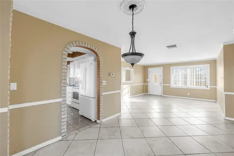 9840 Mainlands Boulevard W Pinellas Park FL 33782