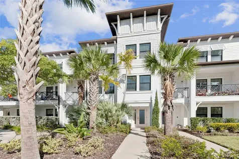 4921 W Paul Avenue Tampa FL 33611