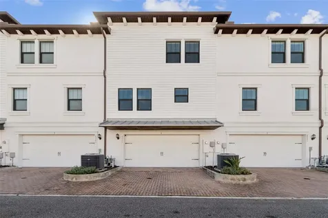 4921 W Paul Avenue Tampa FL 33611