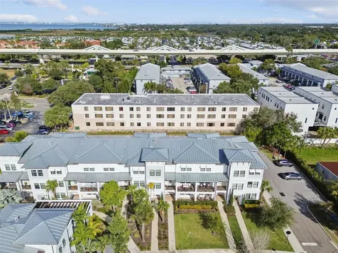4921 W Paul Avenue Tampa FL 33611