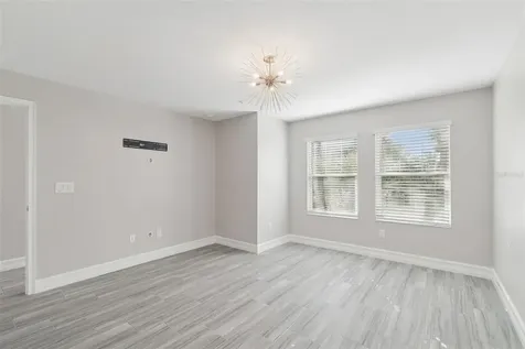 4921 W Paul Avenue Tampa FL 33611