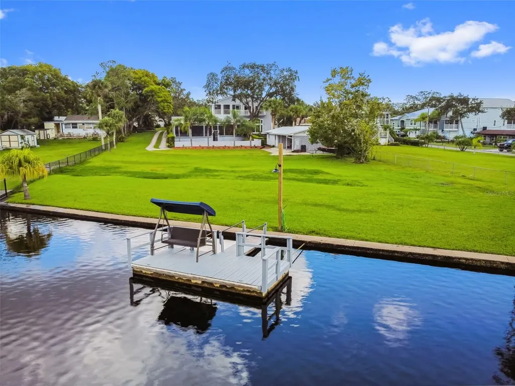 6128 Oak Ridge Avenue New Port Richey FL 34653