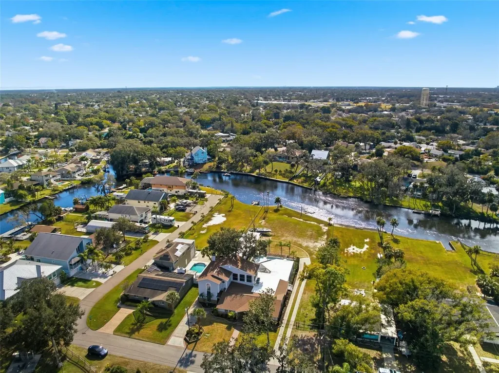 6128 Oak Ridge Avenue New Port Richey FL 34653