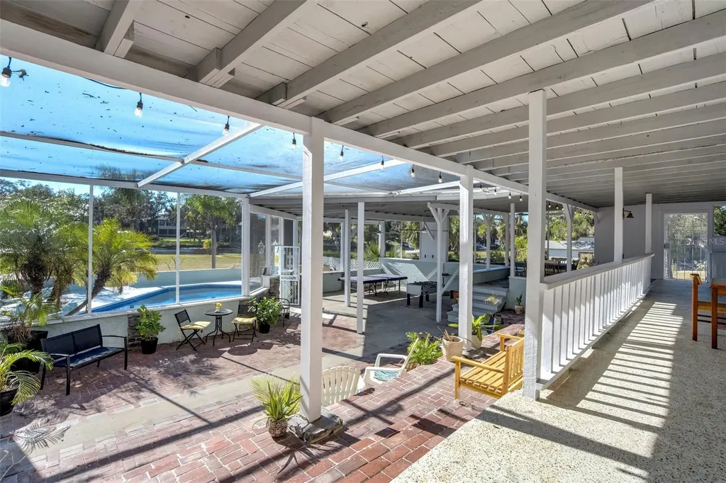 6128 Oak Ridge Avenue New Port Richey FL 34653
