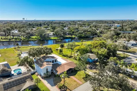 6128 Oak Ridge Avenue New Port Richey FL 34653