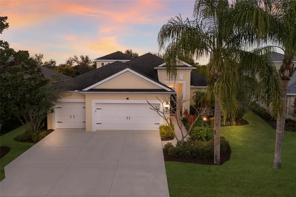 12026 Forest Park Circle Bradenton FL 34211