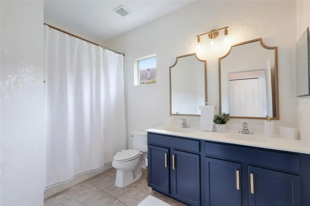 12026 Forest Park Circle Bradenton FL 34211
