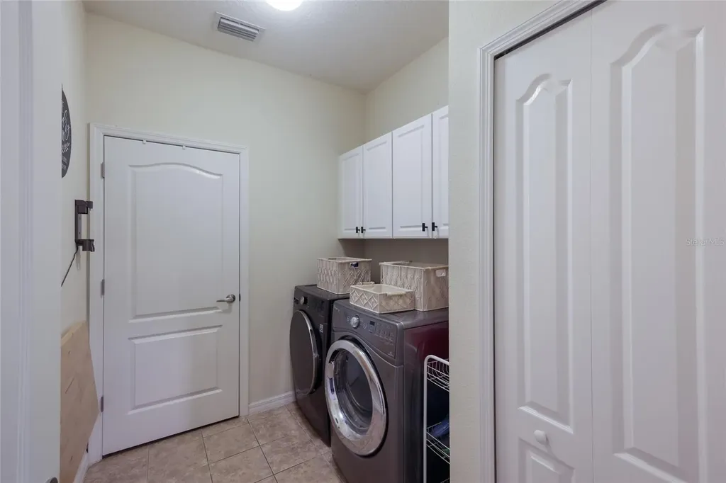 12026 Forest Park Circle Bradenton FL 34211