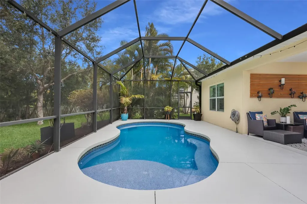 12026 Forest Park Circle Bradenton FL 34211