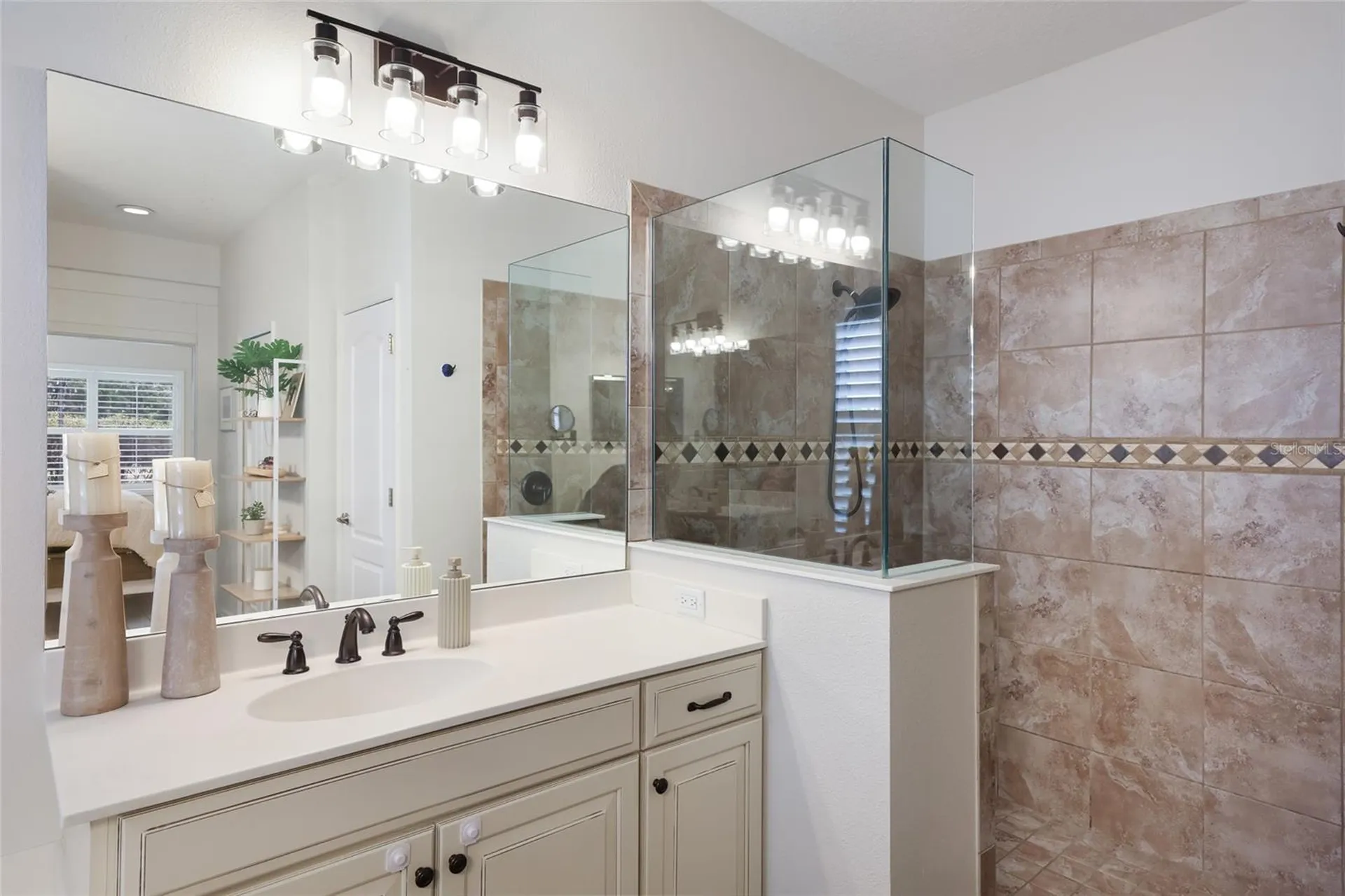 12026 Forest Park Circle Bradenton FL 34211