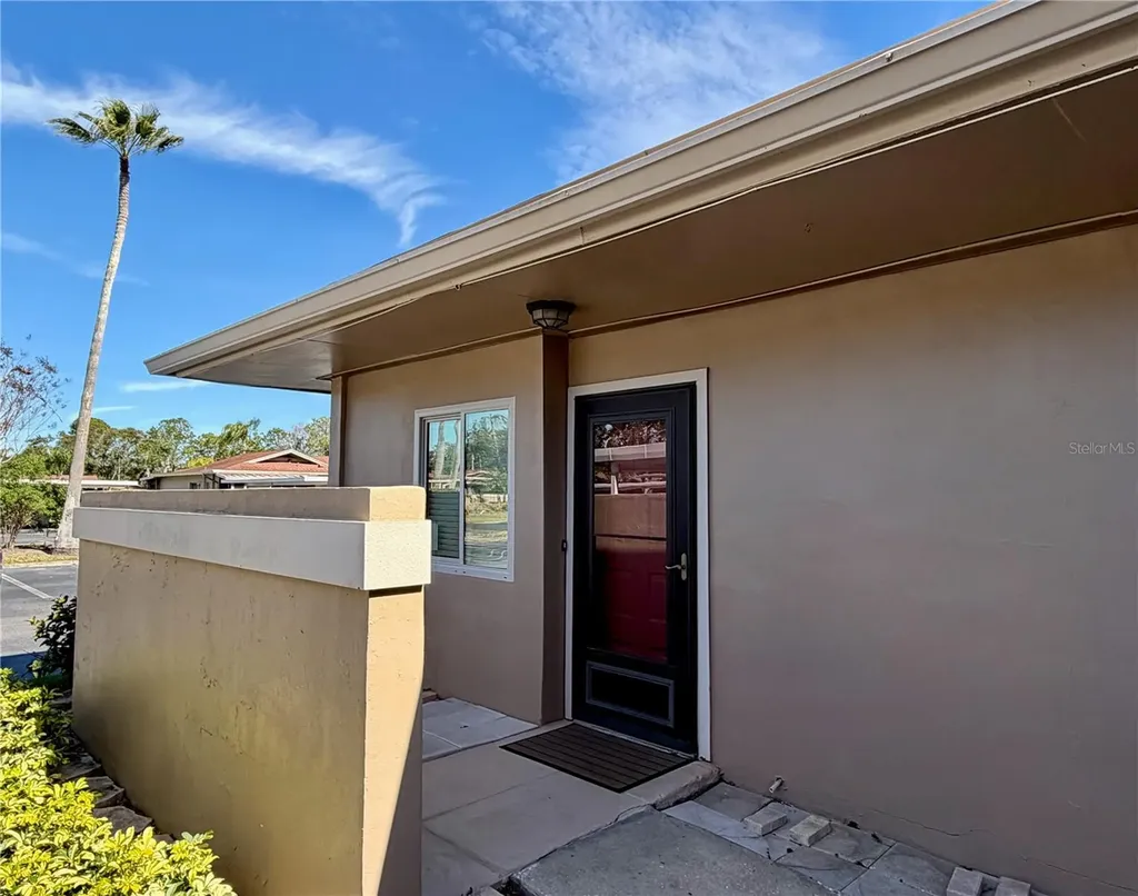 2284 Oak Neck Road Clearwater FL 33763