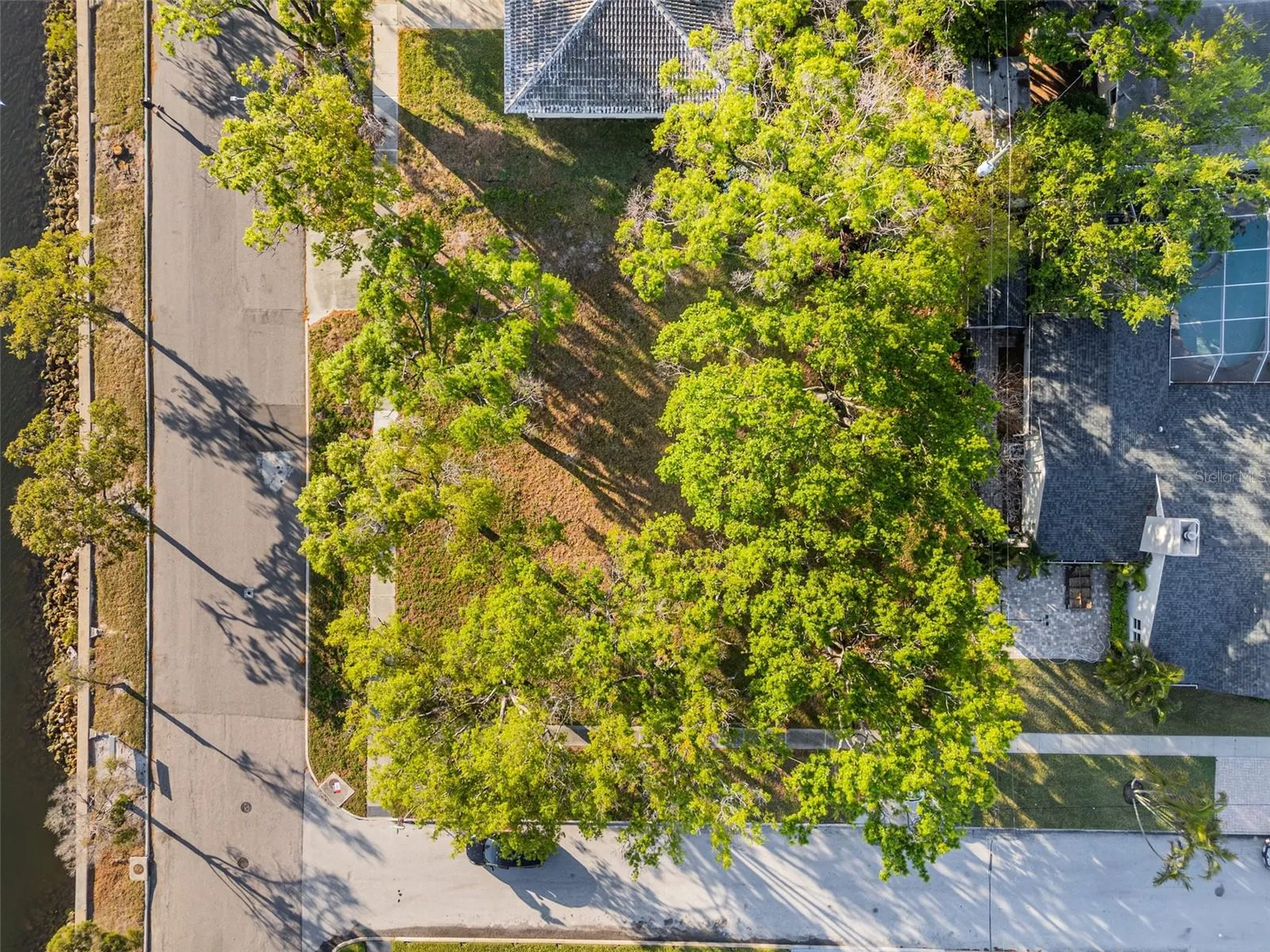 602 Channel Drive Tampa FL 33606