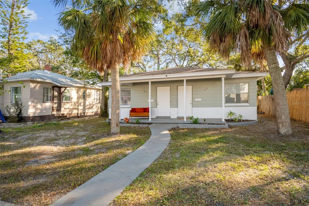 610 16th Avenue S St Petersburg FL 33701