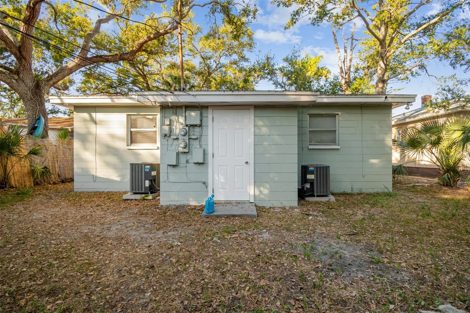 610 16th Avenue S St Petersburg FL 33701