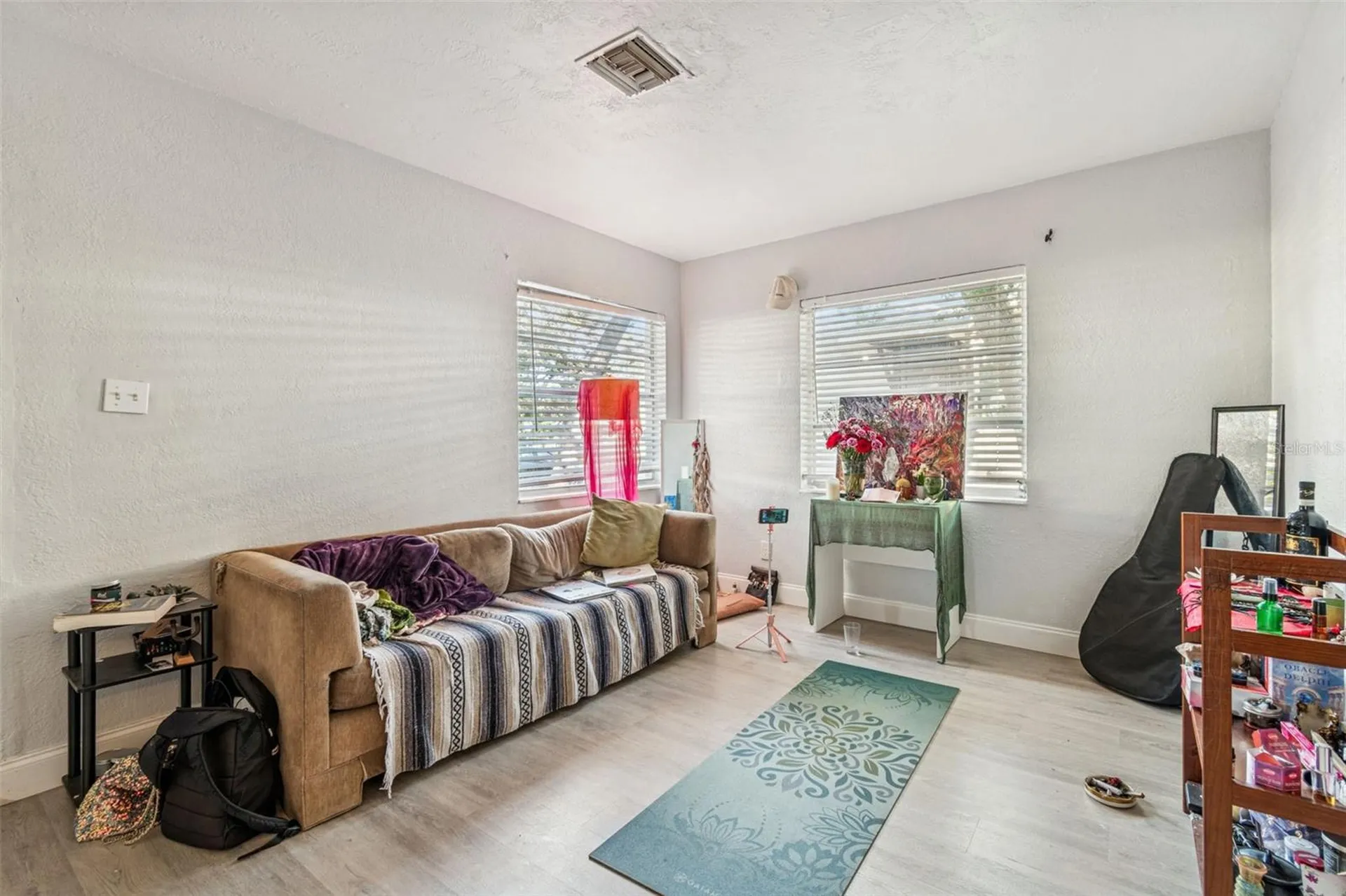 610 16th Avenue S St Petersburg FL 33701