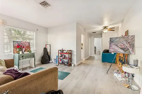 610 16th Avenue S St Petersburg FL 33701