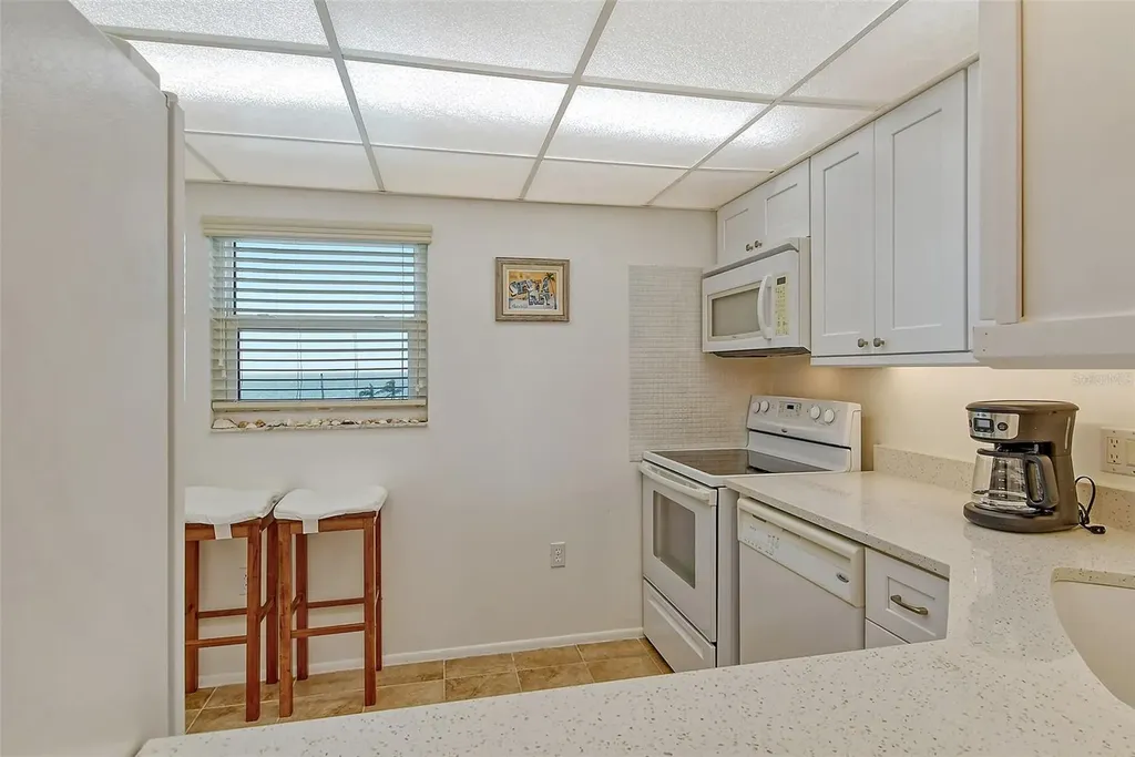 9397 Midnight Pass Road Sarasota FL 34242