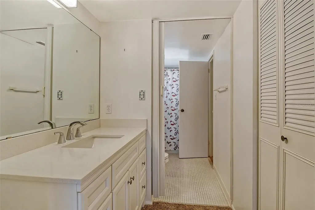 9397 Midnight Pass Road Sarasota FL 34242