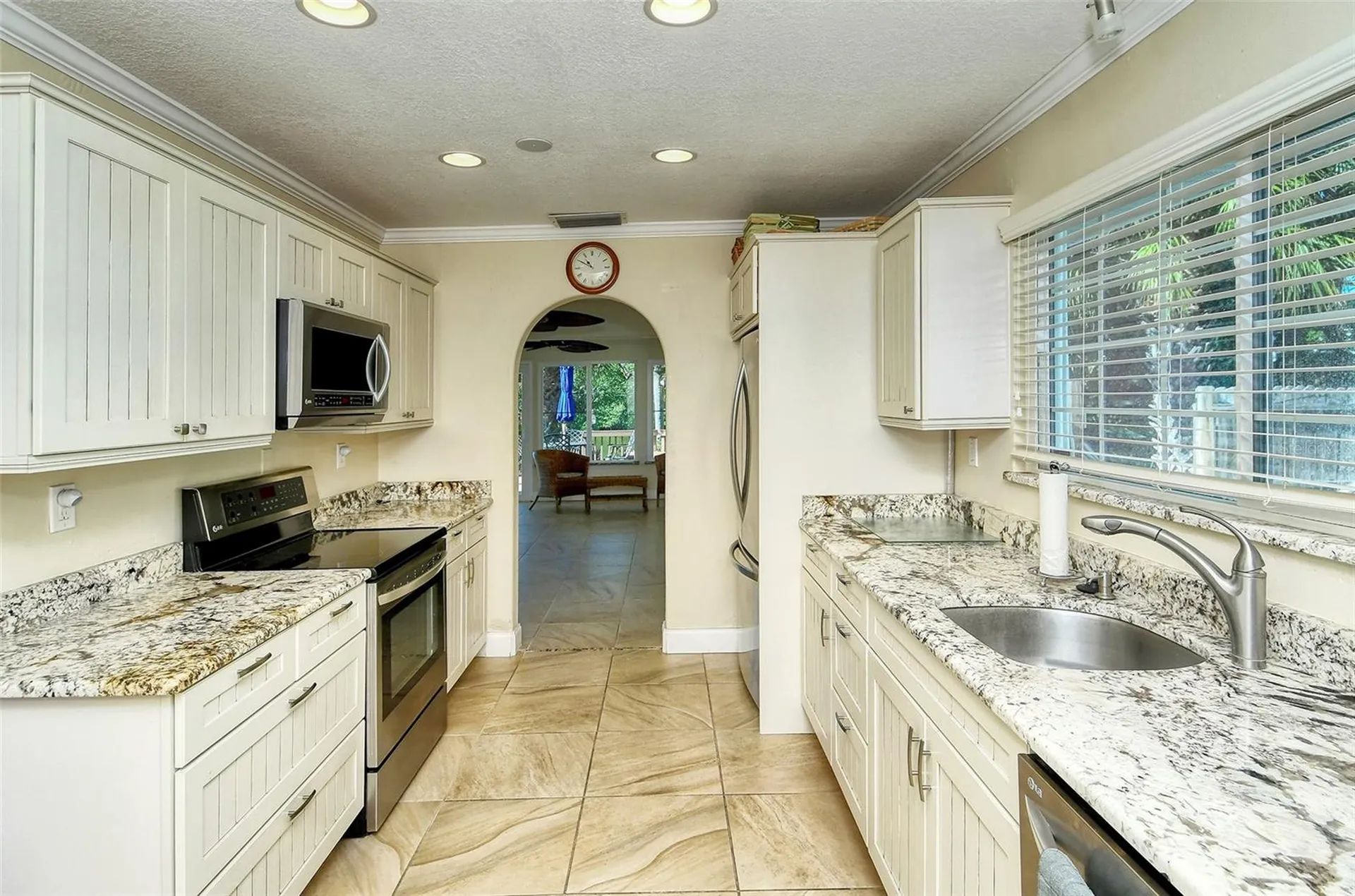 9397 Midnight Pass Road Sarasota FL 34242