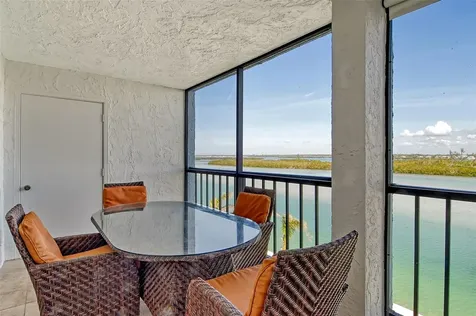 9397 Midnight Pass Road Sarasota FL 34242