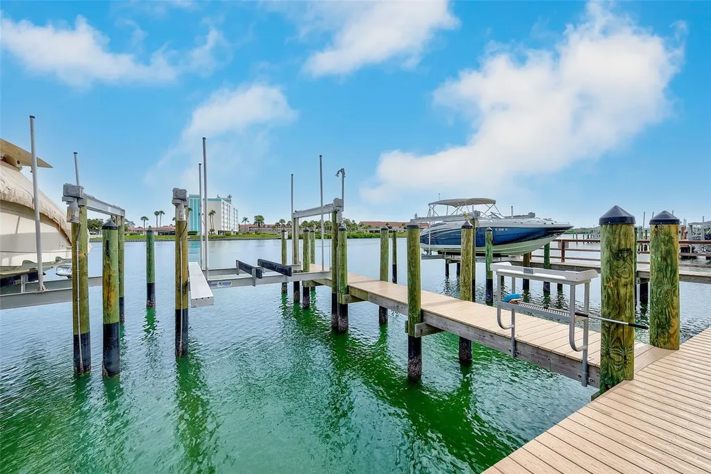 20001 Gulf Boulevard Indian Shores FL 33785