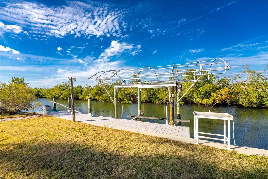 50 Spyglass Alley Placida FL 33946