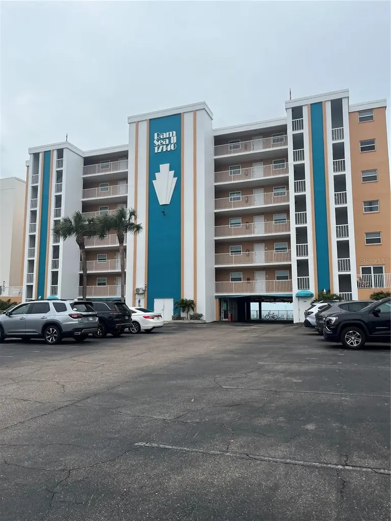 17140 Gulf Boulevard St Petersburg FL 33708