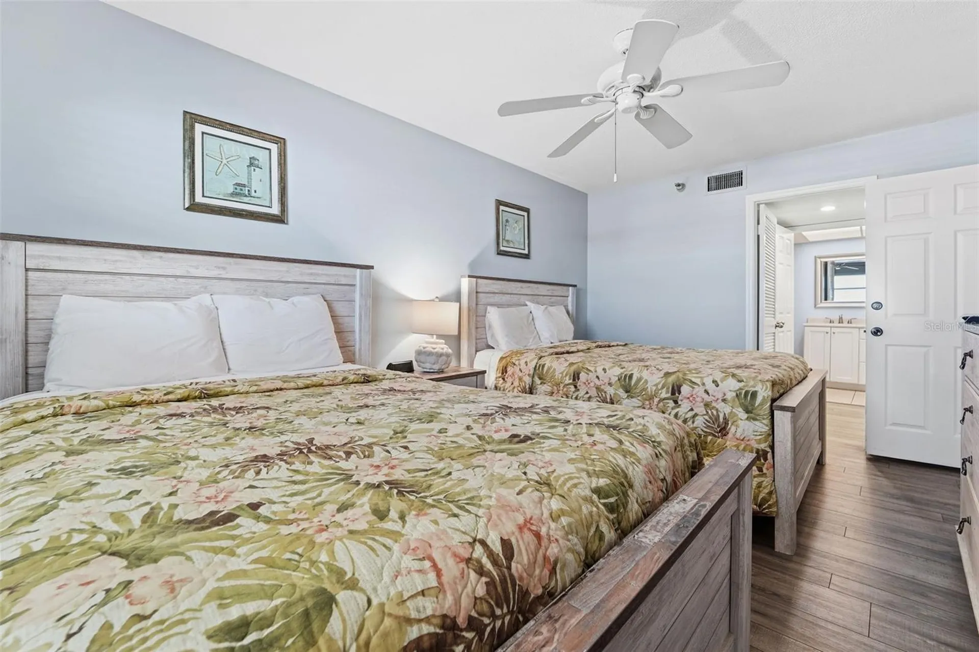 17140 Gulf Boulevard St Petersburg FL 33708