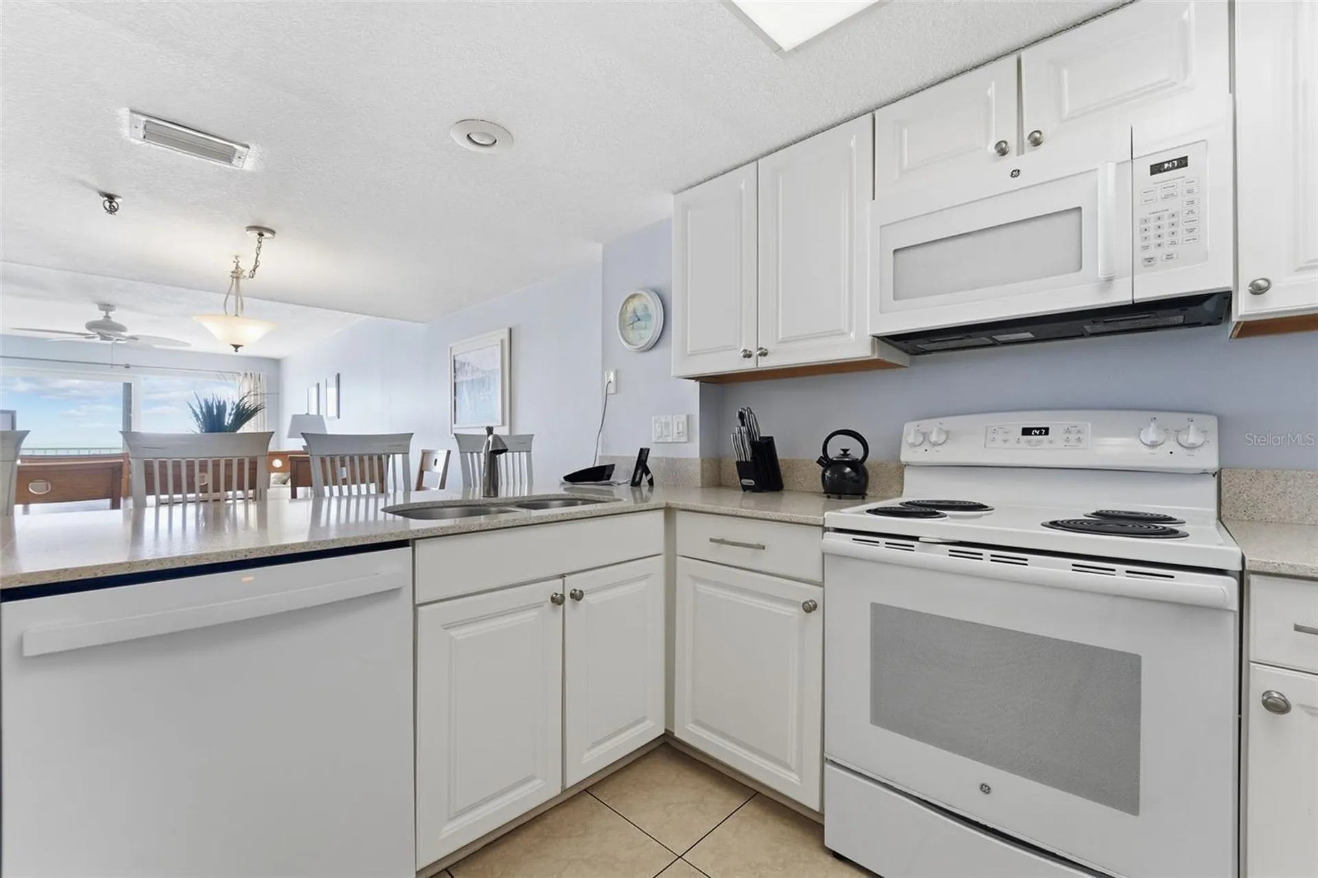 17140 Gulf Boulevard St Petersburg FL 33708