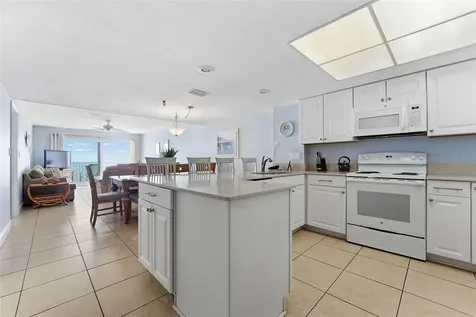 17140 Gulf Boulevard St Petersburg FL 33708