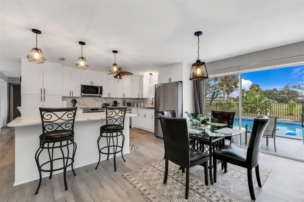 16 Oakland Hills Place Rotonda West FL 33947