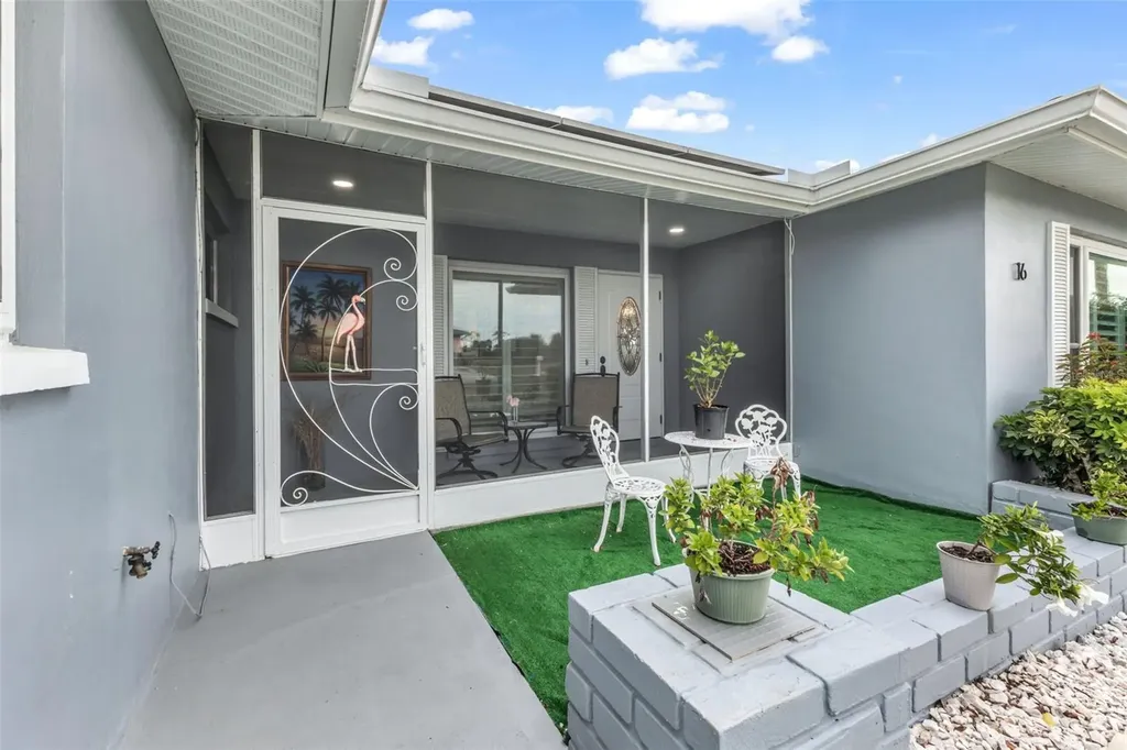 16 Oakland Hills Place Rotonda West FL 33947