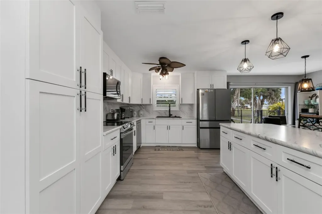 16 Oakland Hills Place Rotonda West FL 33947
