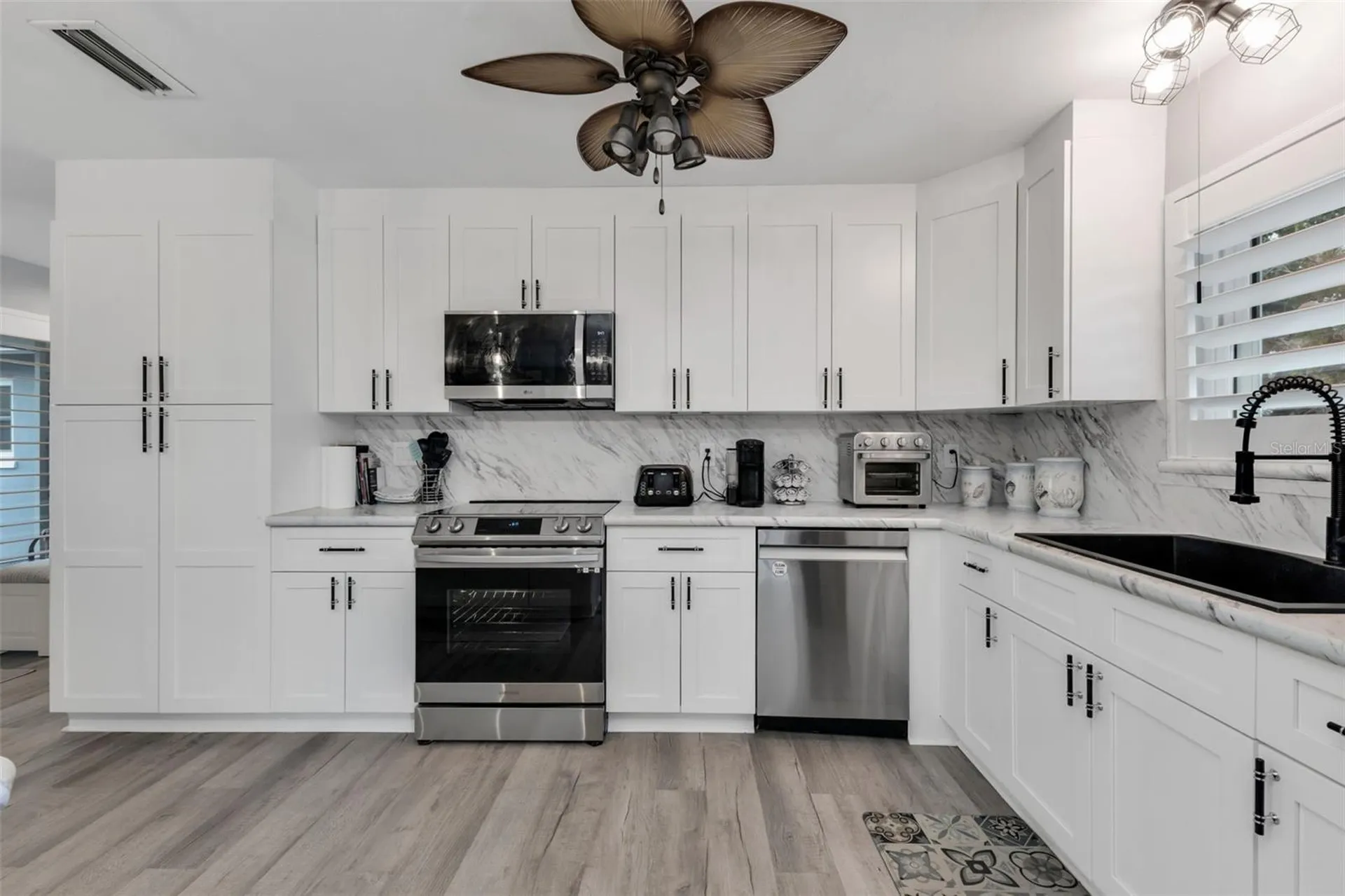 16 Oakland Hills Place Rotonda West FL 33947