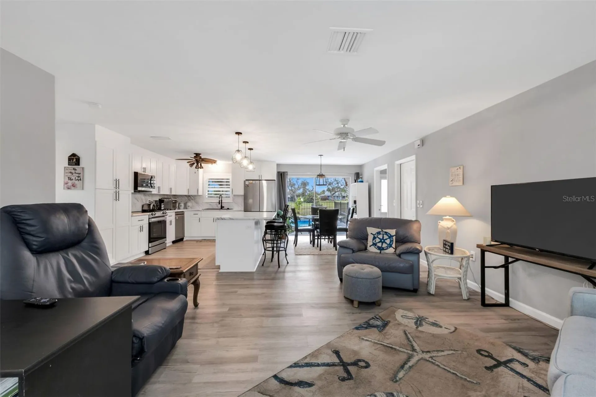 16 Oakland Hills Place Rotonda West FL 33947